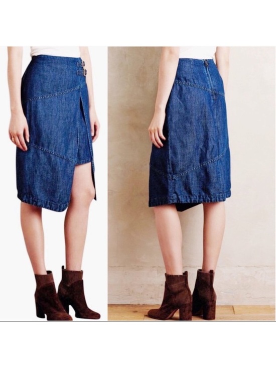 HOLDING HORSES Dresses & Skirts - Anthro HOLDING HORSES Dark Blue Jean Denim Midi Skirt Buckles Size 8